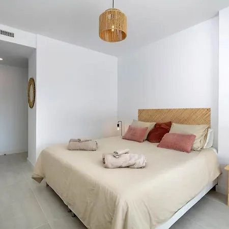 アパート Modern With Private Garden