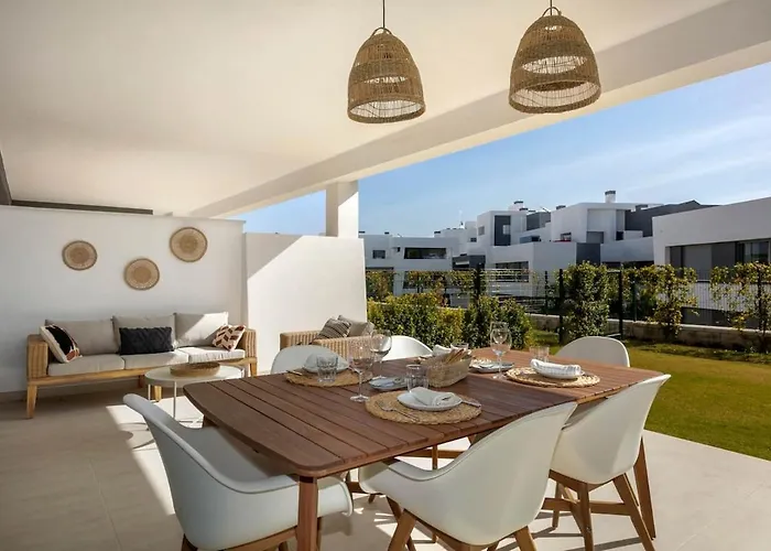 아파트 Modern With Private Garden