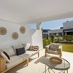 Modern With Private Garden Appartement Estepona