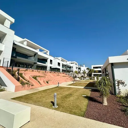 Modern With Private Garden Apartmán Estepona