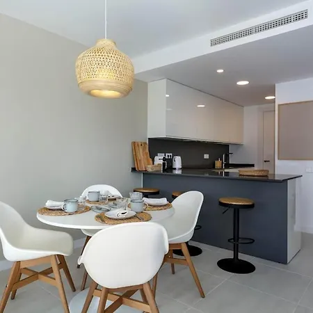 Modern With Private Garden * Естепона